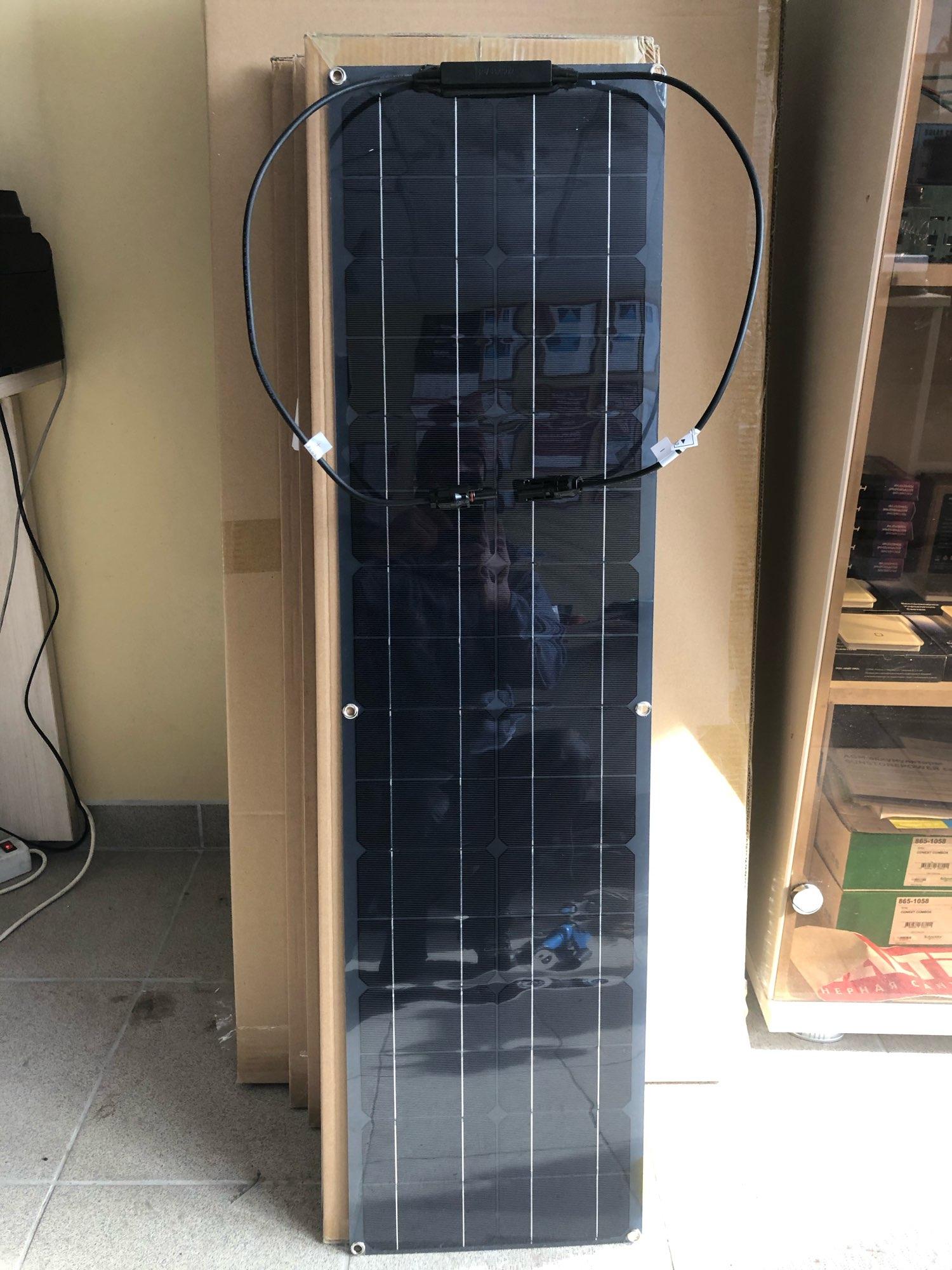 Bảng điều khiển năng lượng mặt trời 50w Bộ sạc pin 12v chống thấm nước đơn tinh thể hiệu quả cao với bộ điều khiển 12v 24v 10A cho xe RV cắm trại Màu sắc: 50w Đen