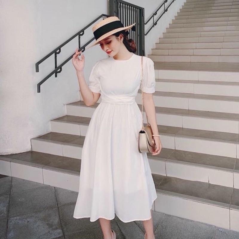 Đầm trắng cổ tròn chéo eo