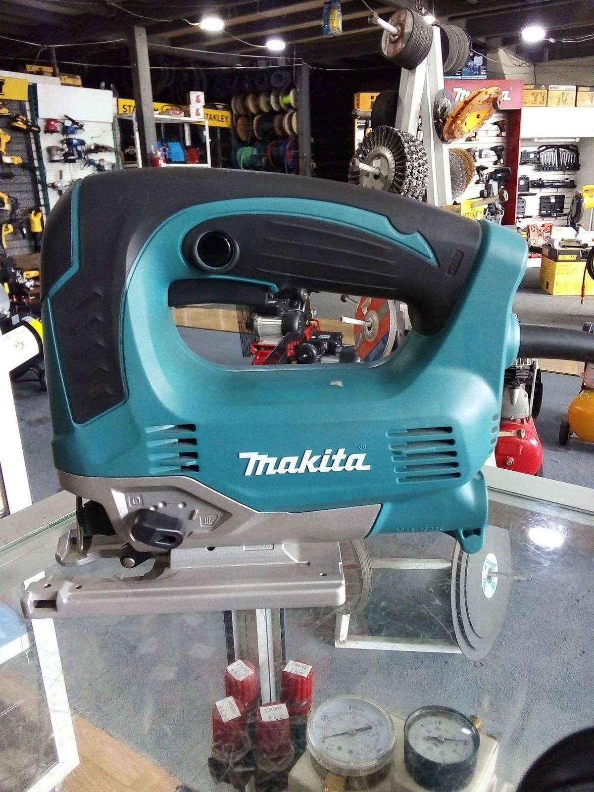 MÁY CƯA LỌNG 650W 90MM MAKITA JV0600K - HÀNG CHÍNH HÃNG