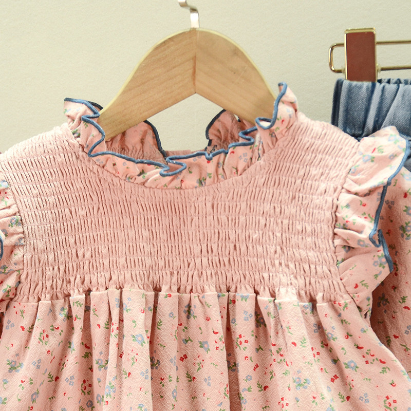 Set quần jeans và áo sơ mi hoa nhí bé gái siêu xinh