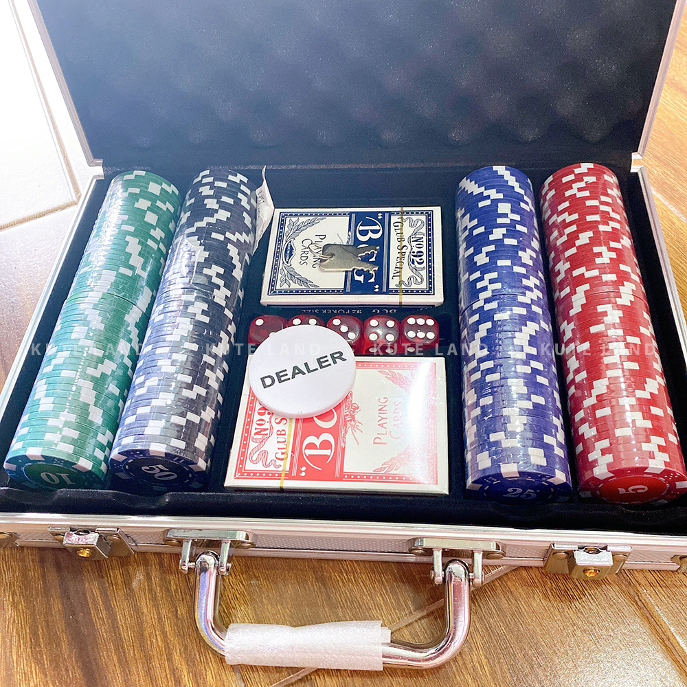 Vali Phỉnh Chip Poker Có Số 200 Chip 5,10,25,50 Loại Tiêu Chuẩn Las Vegas Hộp Nhôm Aluminium