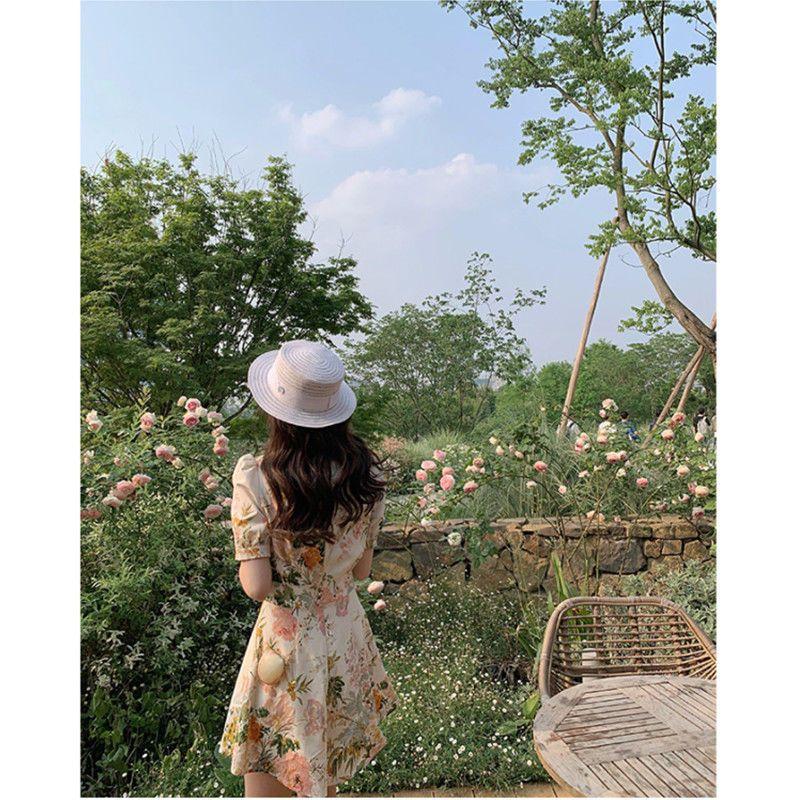DONGSHOP 2023 Xuân/Hè Jumpsuit Nữ dài tay áo Hàn Quốc V cổ đèn lồng tay áo đầm in váy cao eo rộng chân quần