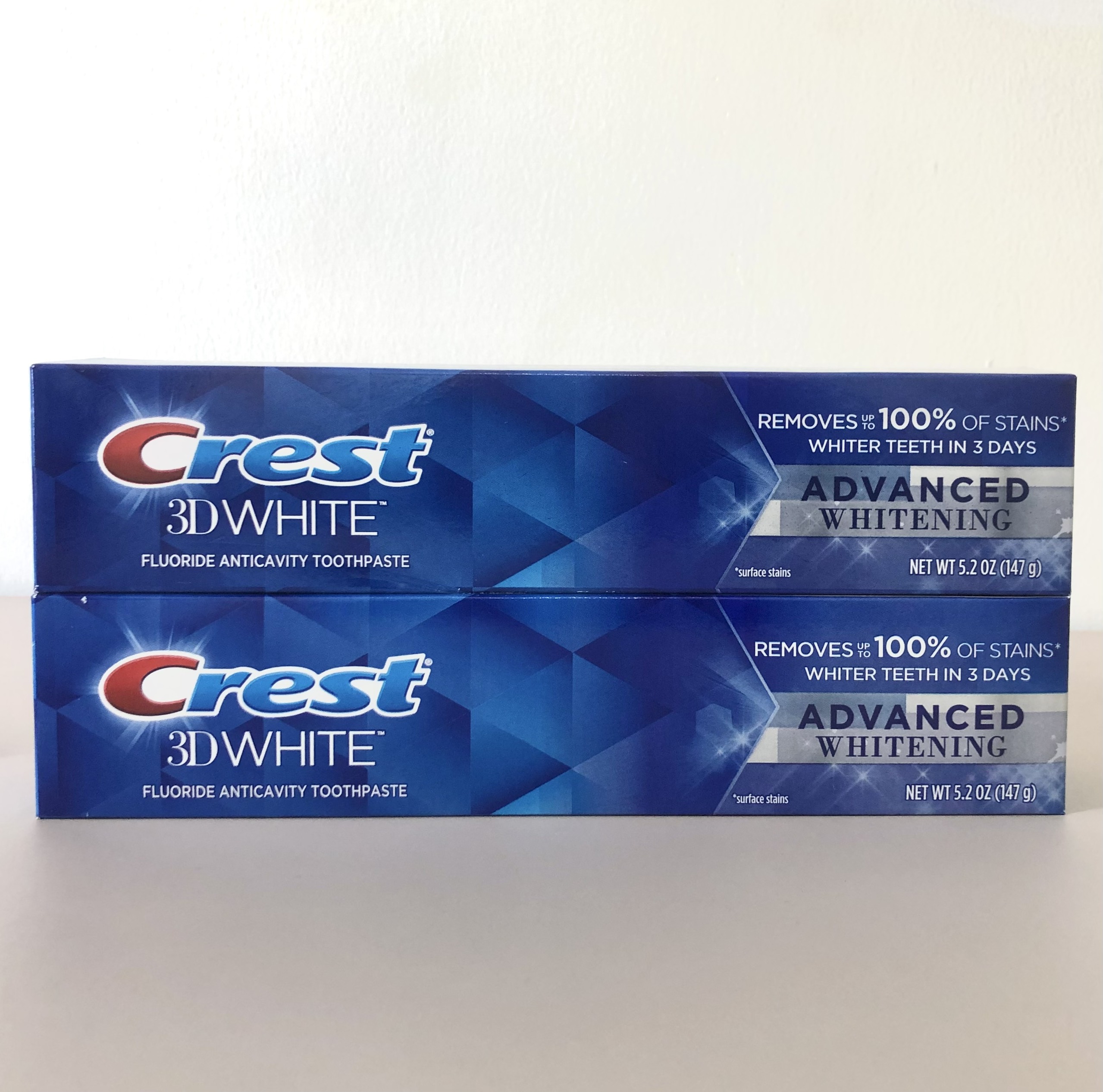 Kem Đánh Răng Crest 3D Advanced Whitening 147g Nhập Mỹ