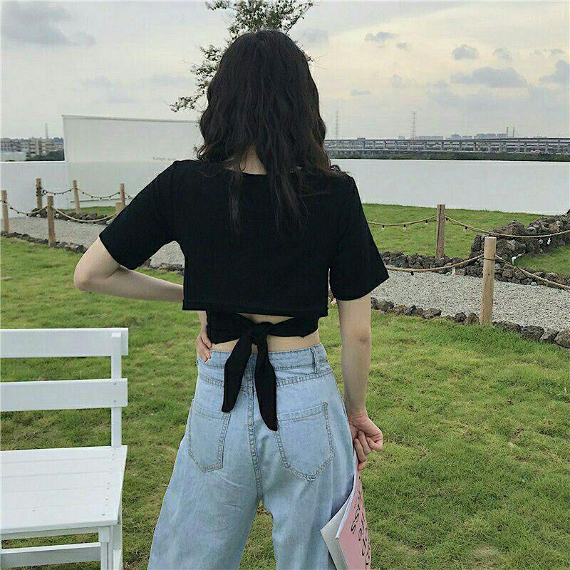 Áo croptop thắt nơ sau lưng