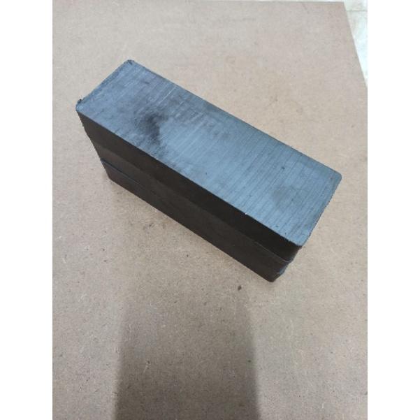Nam châm vĩnh cửu kích thước 150x50x25 mm giá rẻ nhất thị trường