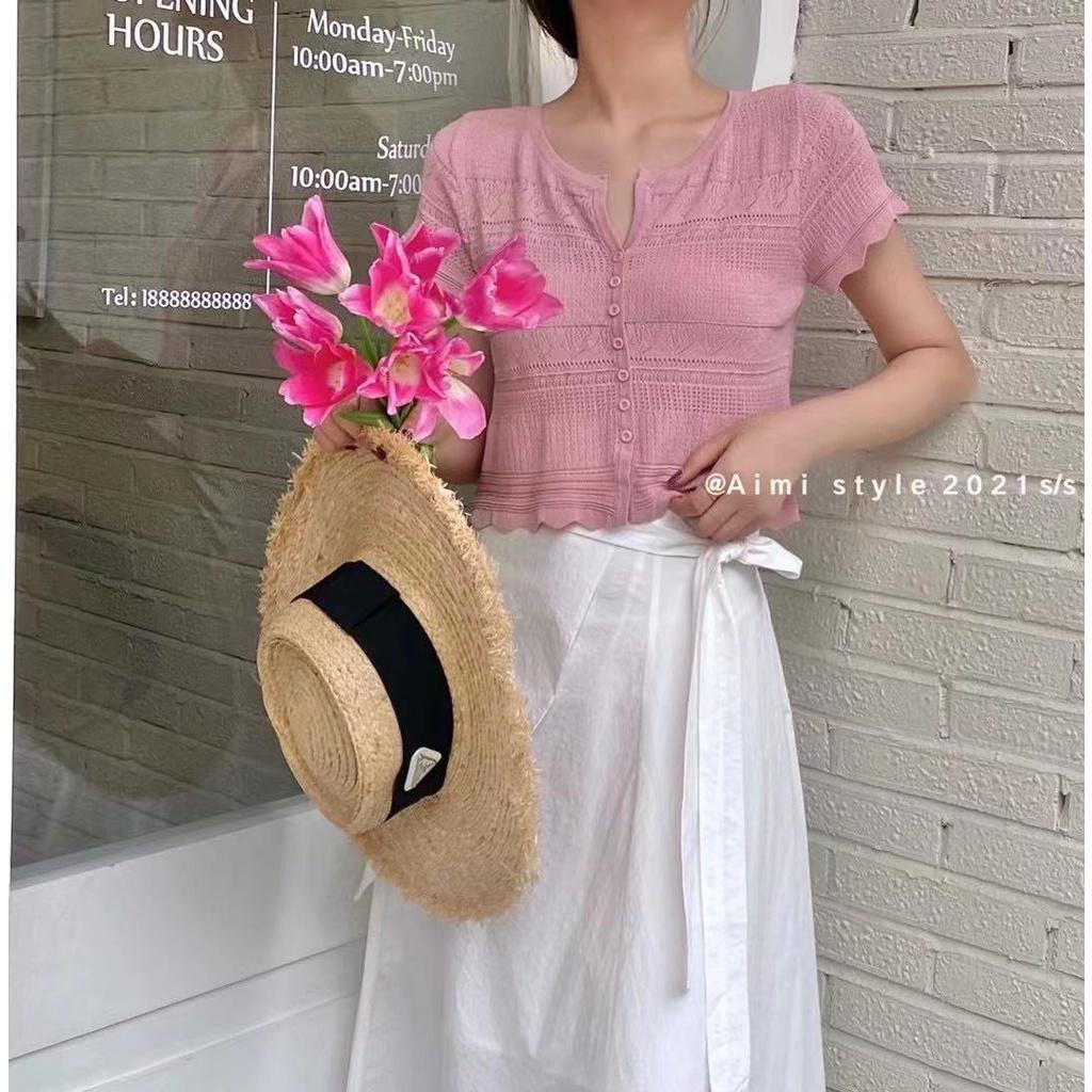 MS247 Áo len lỗ đính khuy viền sóng dáng ngắn