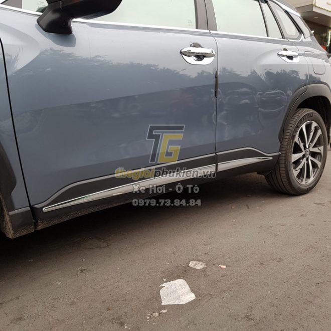 Bộ ốp sườn, nẹp sườn Toyota Corolla Cross mạ Crom cao cấp