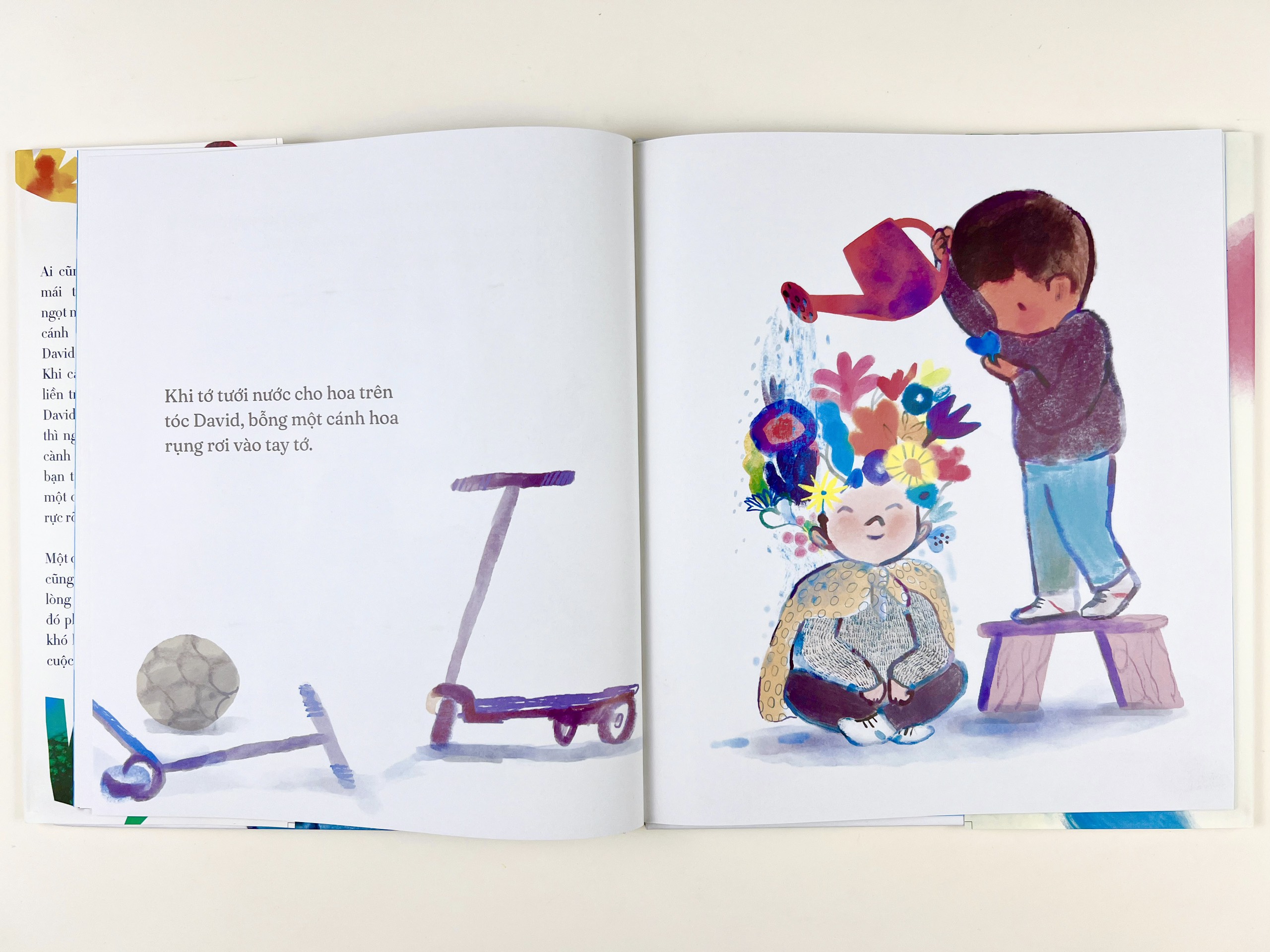 Sách cậu bé có mái tóc nở hoa - Crabit Kidbooks - Bìa cứng