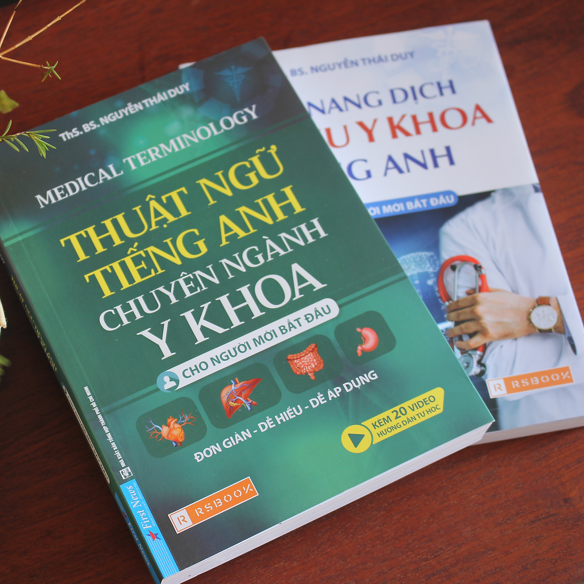 COMBO Thuật Ngữ Y Khoa Tiếng Anh + Cẩm Nang Dịch Tài Liệu Y Khoa Tiếng Anh