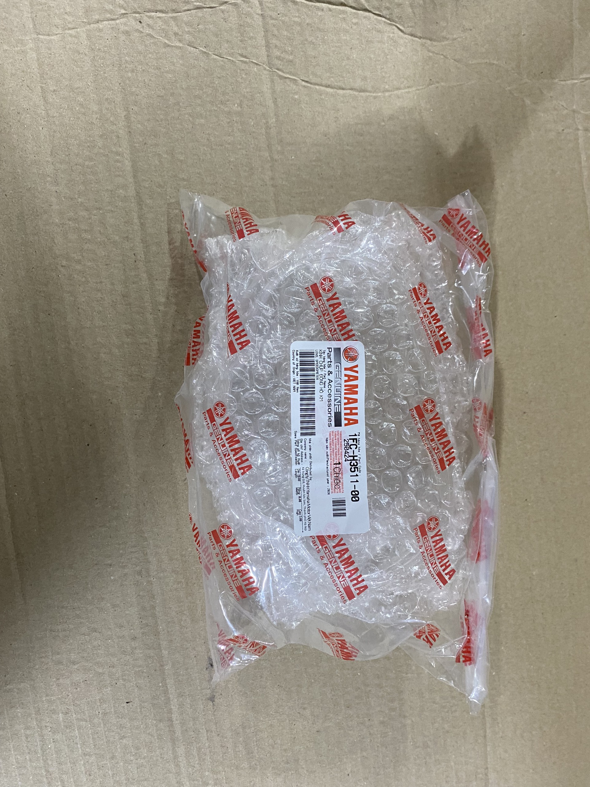 Kính chụp đồng hồ Km xe máy Yamaha NVX 125/155; Grande ;Janus; Freego -1FCH35110000