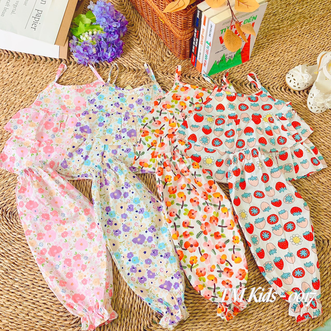Đồ bộ bé gái, bộ quần áo hai dây mùa hè cho bé gái diện đi chơi đi học size 5-20kg chất kate mềm mát
