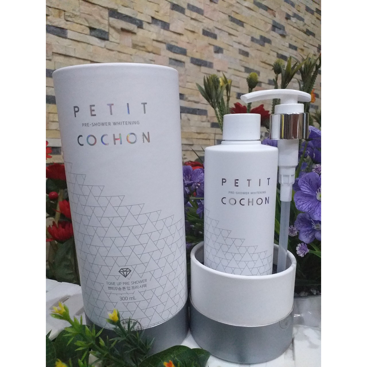 Sữa tắm trắng PETIT COCHON 300ml