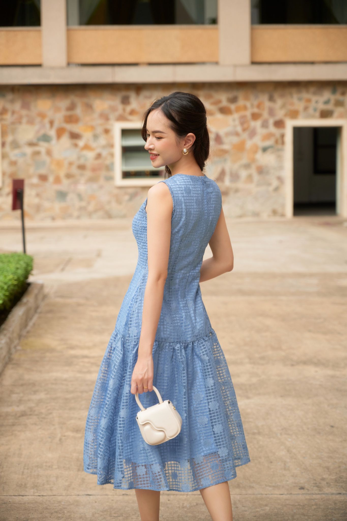 OLV - Đầm Navy Blue Blooming Dress
