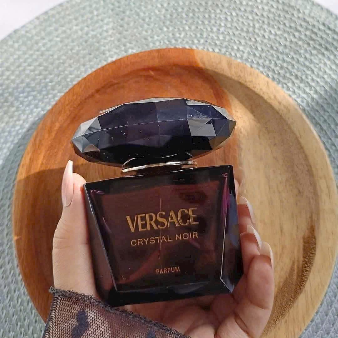 Nước Hoa Nữ Versace Crystal Noir Parfum