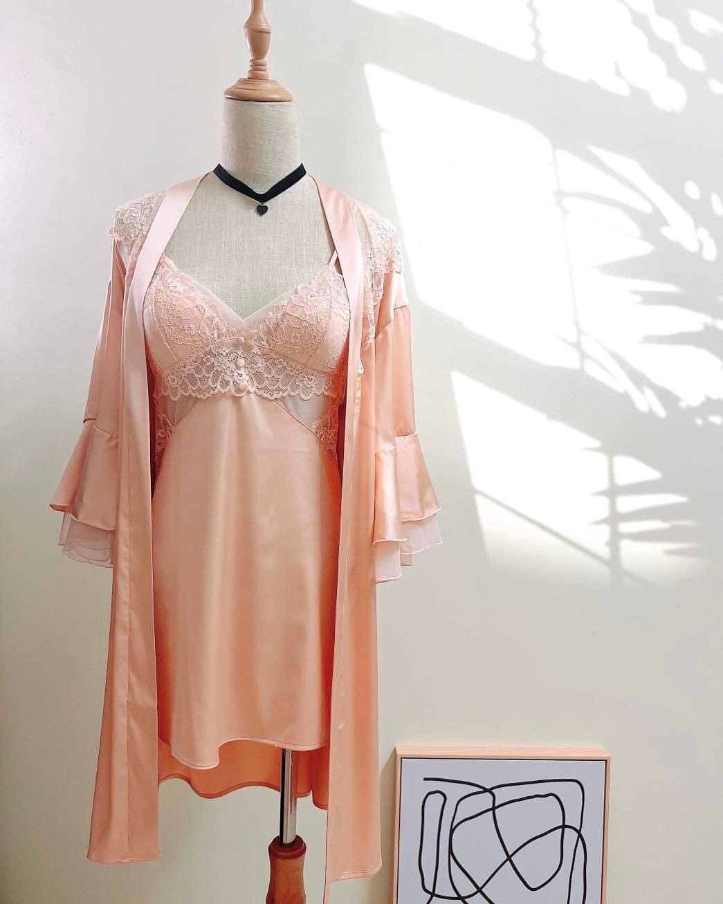 Váy Ngủ Trơn Phối Ren Hoa (Không áo choàng) - B.Lingerie
