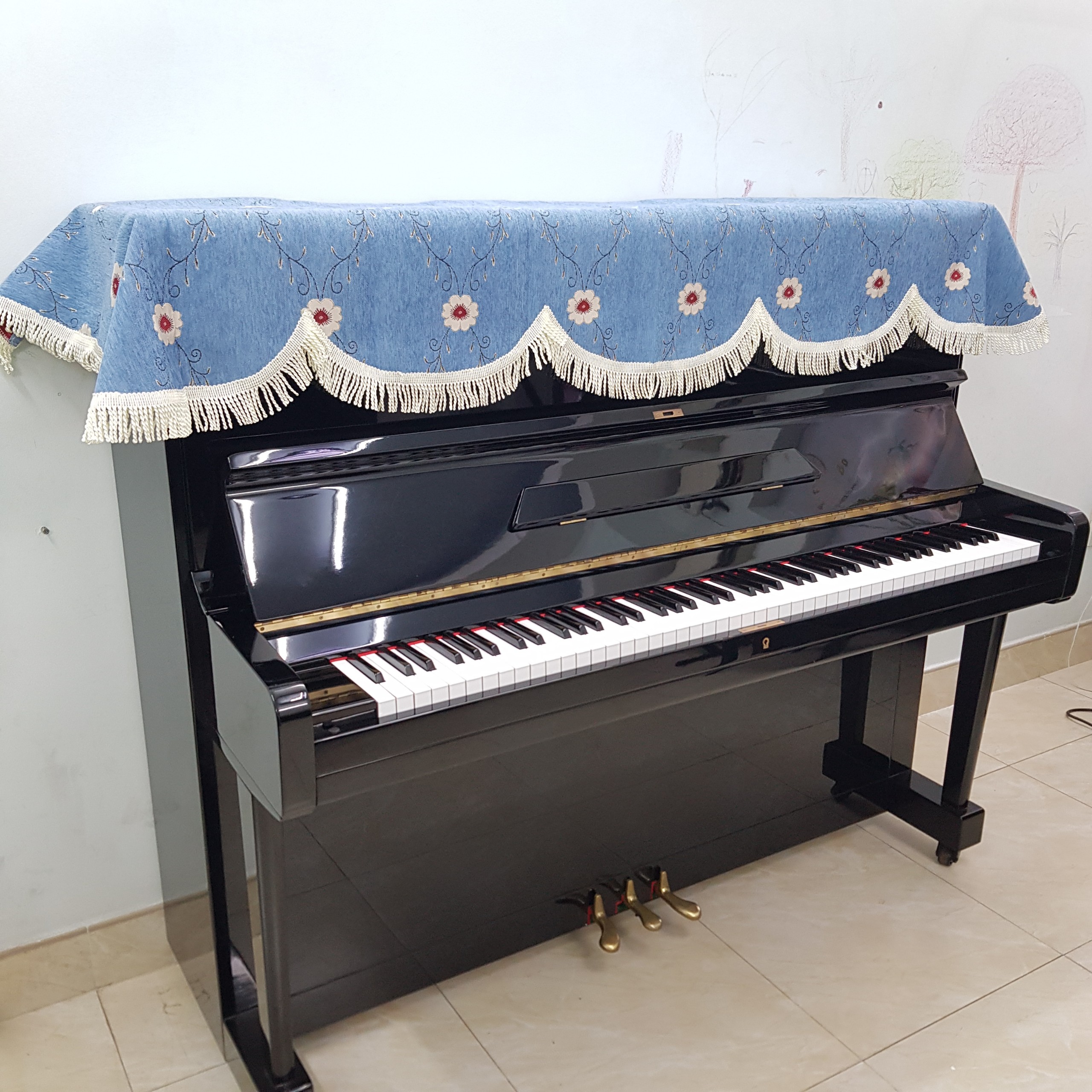 Khăn phủ đàn Piano xanh dương phối hoa