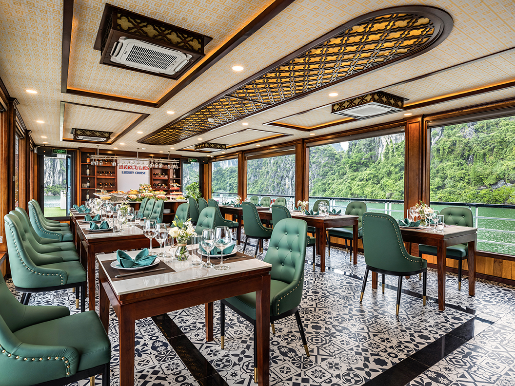 Tour du thuyền Hercules 5 sao thăm vịnh Hạ Long 6 tiếng - Full dịch vụ xe đưa đón - Ăn trưa Buffet - Miễn phí chèo Kayak