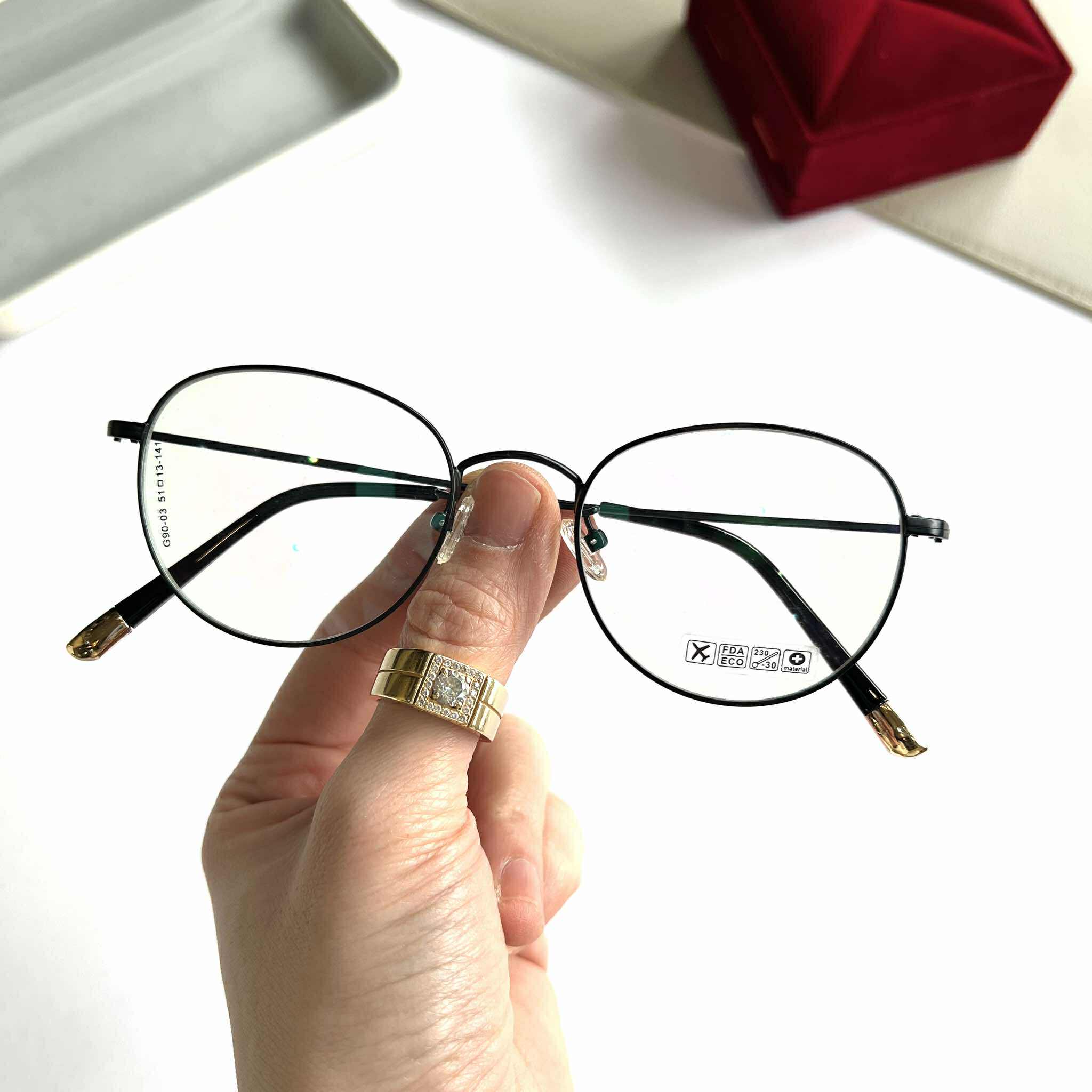 Kinh gọng kim loại dáng bầu nhỏ xinh chất liệu kim loại