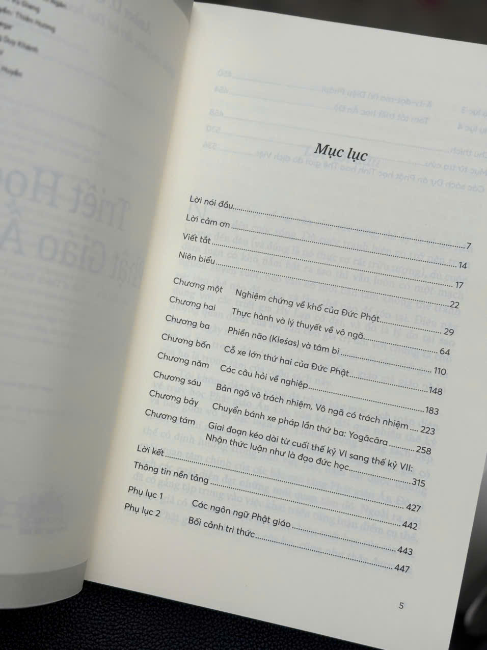 TRIẾT HỌC PHẬT GIÁO ẤN ĐỘ - Amber D. Carpenter - Đồng Khôi dịch - Omega+