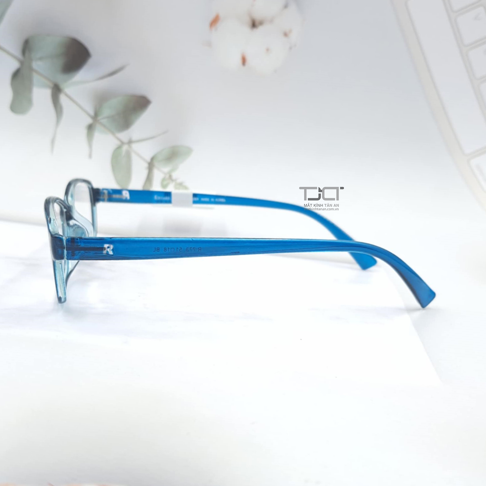 GỌNG KÍNH CẬN UNISEX, NHỰA DẼO, PHOM TRÒNG NHỎ, CHÍNH HÃNG REGARD R773-BL