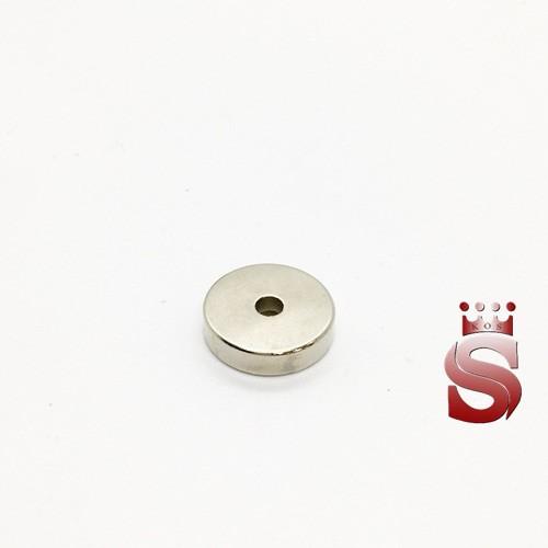 Nam châm lỗ vát kích thước 20x5mm lỗ 8x4mm