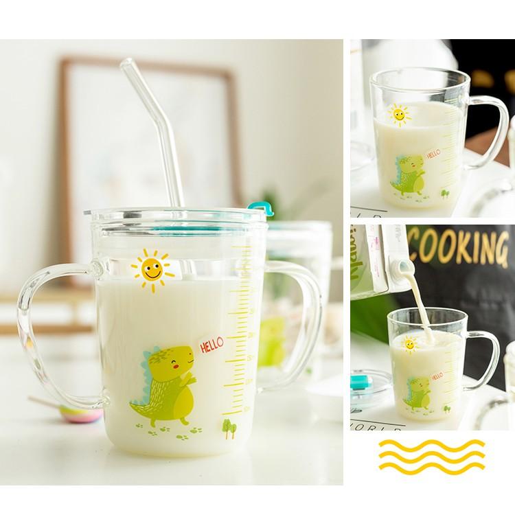 Cốc tập uống sữa cho bé 400ml có chia vạch, kèm ống hút và nắp đậy