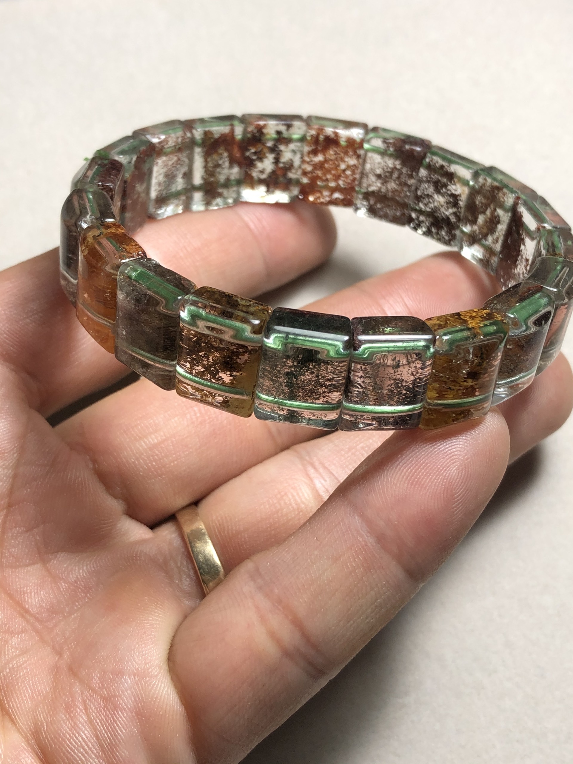 Vòng tay thạch anh ưu linh bản vuông