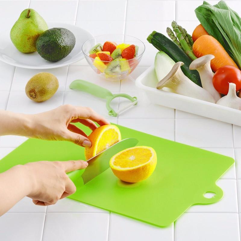 Thớt dẻo kháng khuẩn cao cấp 1435 Đức Tài
