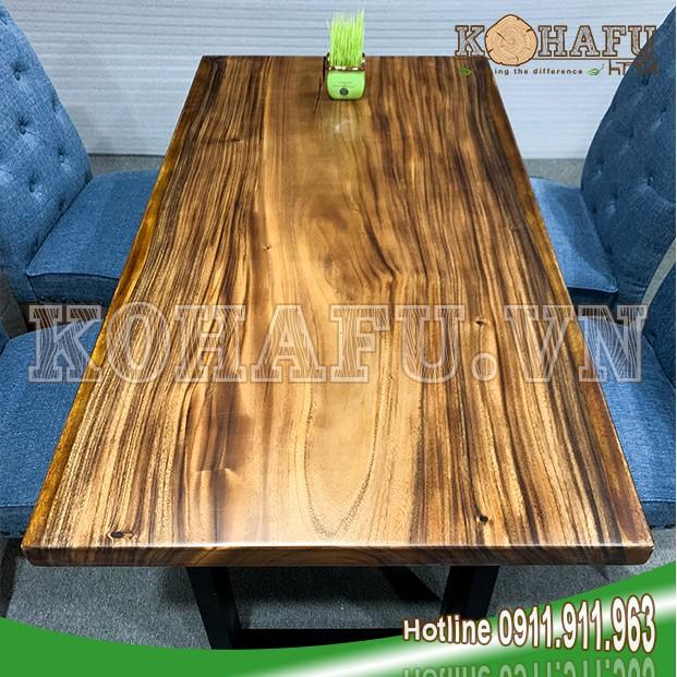 Mẫu bàn ăn gỗ me tây nguyên tấm hiện đại