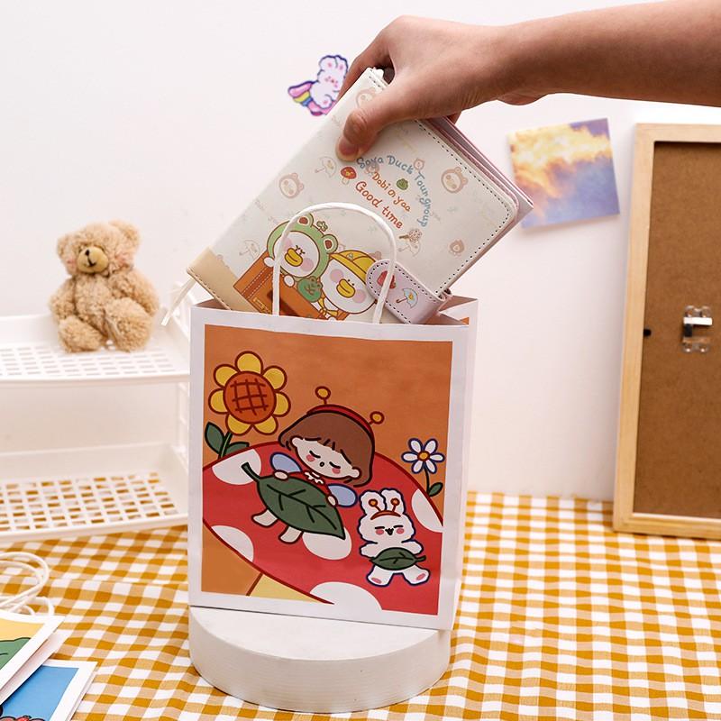 Túi đựng quà hình cô gái và thiên nhiên 18x21CM - Giá sỉ rẻ nhất