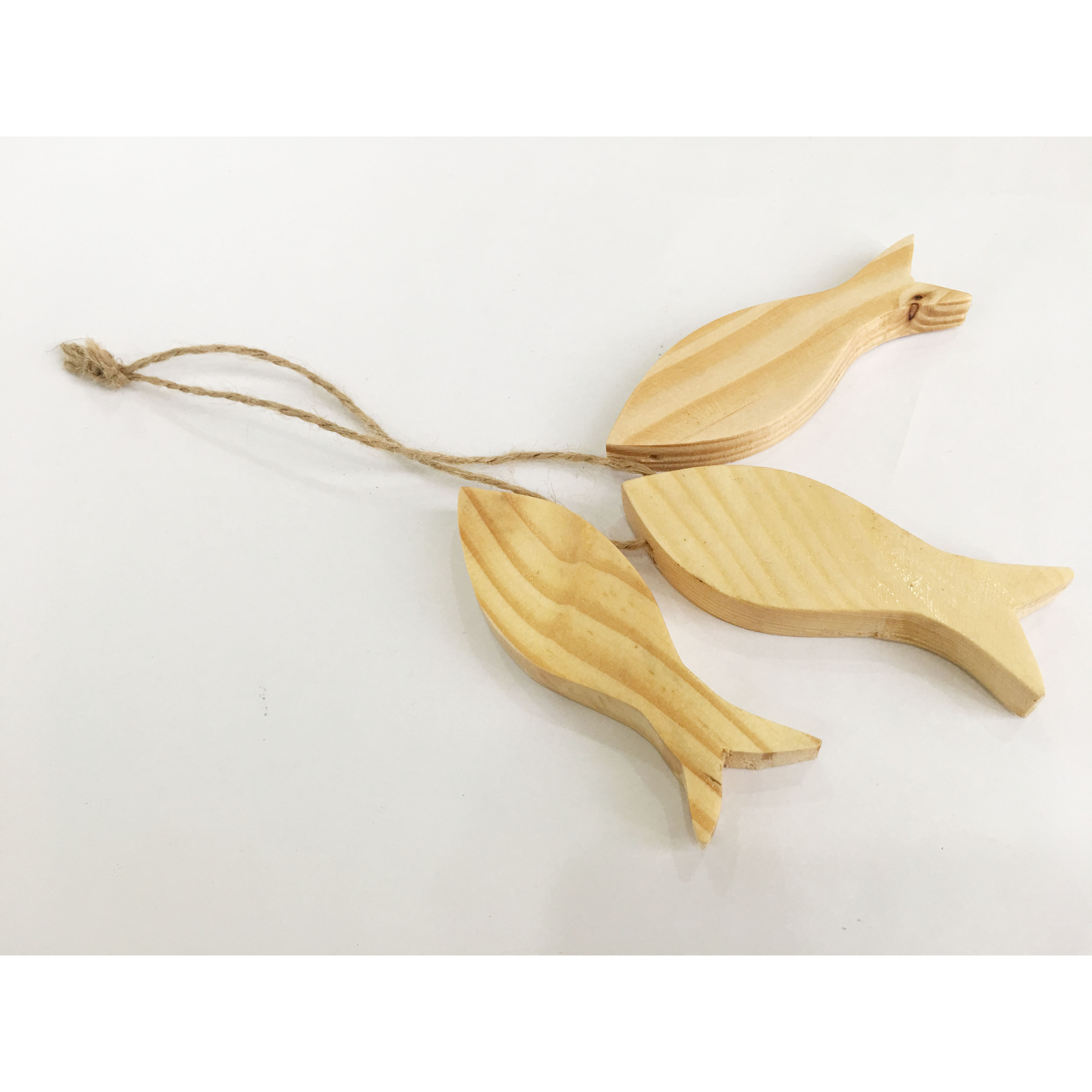 Combo chùm 3 con cá gỗ tự nhiên trang trí handmade 10x3.5x1.5cm  - Màu gỗ tự nhiên