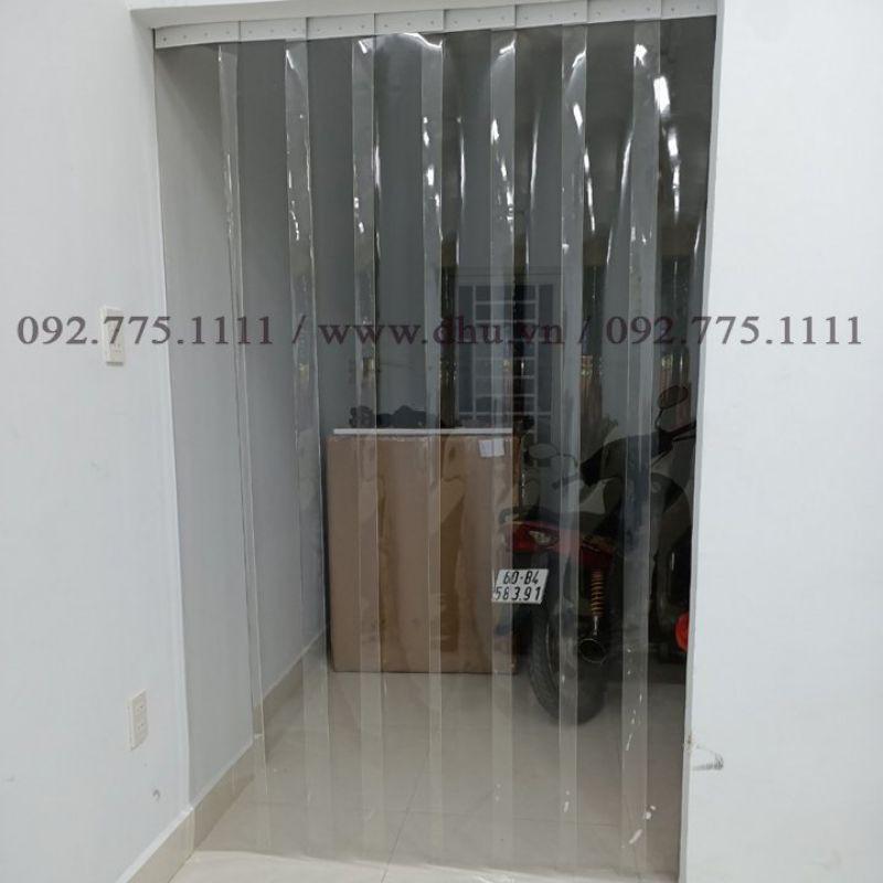 Màn cửa nhựa, rèm cửa ngăn lạnh điều hòa.
