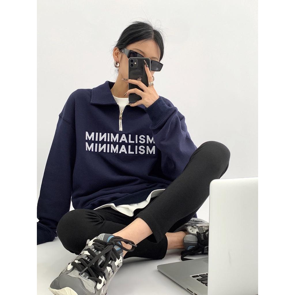 Áo Sweater Zip Gân Cổ Cao Thêu Chữ MINIMALISM Dáng Rộng