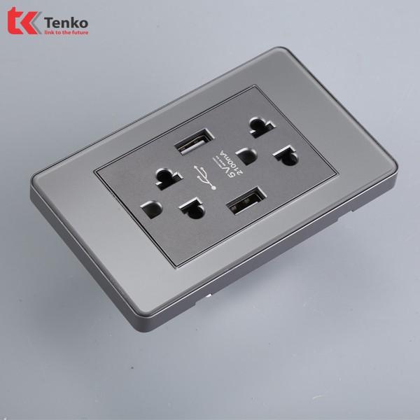 Ổ Điện Đôi 3 Chấu Có Cổng USB Sạc Nhanh 5V-2100mAh Màu Xám Mặt PVC Trong Chống Giật TENKO TK-C9-045