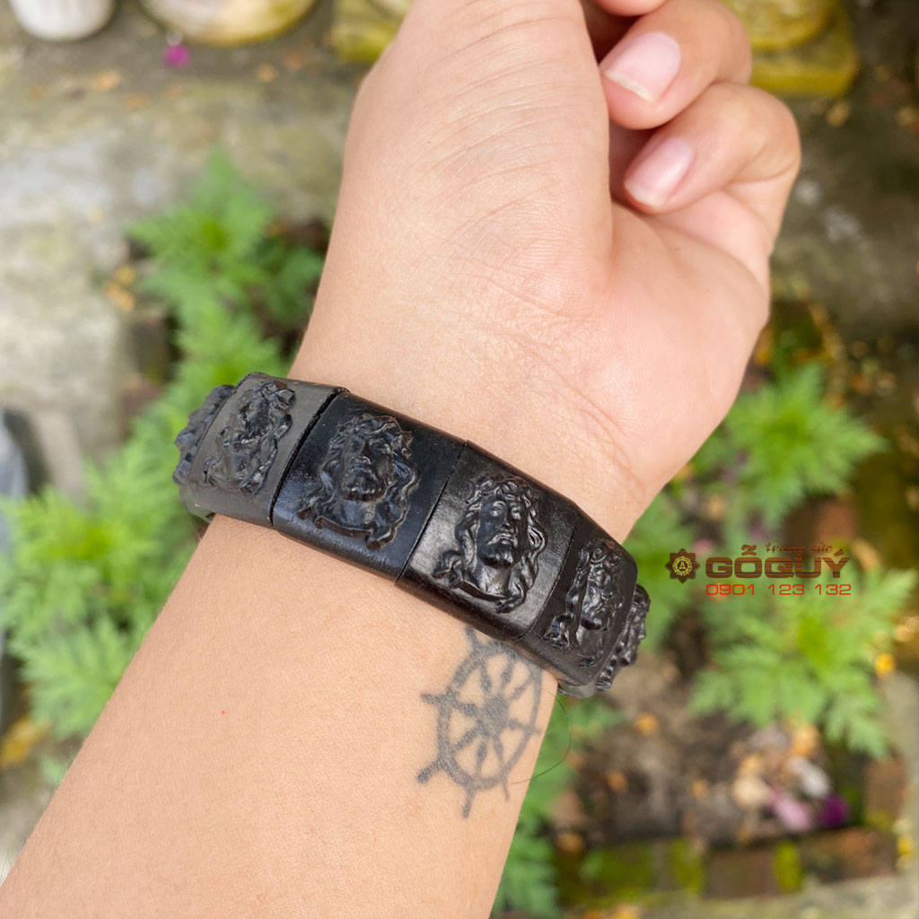 Vòng tay gỗ Công giáo hoạ tiết Thiên chúa