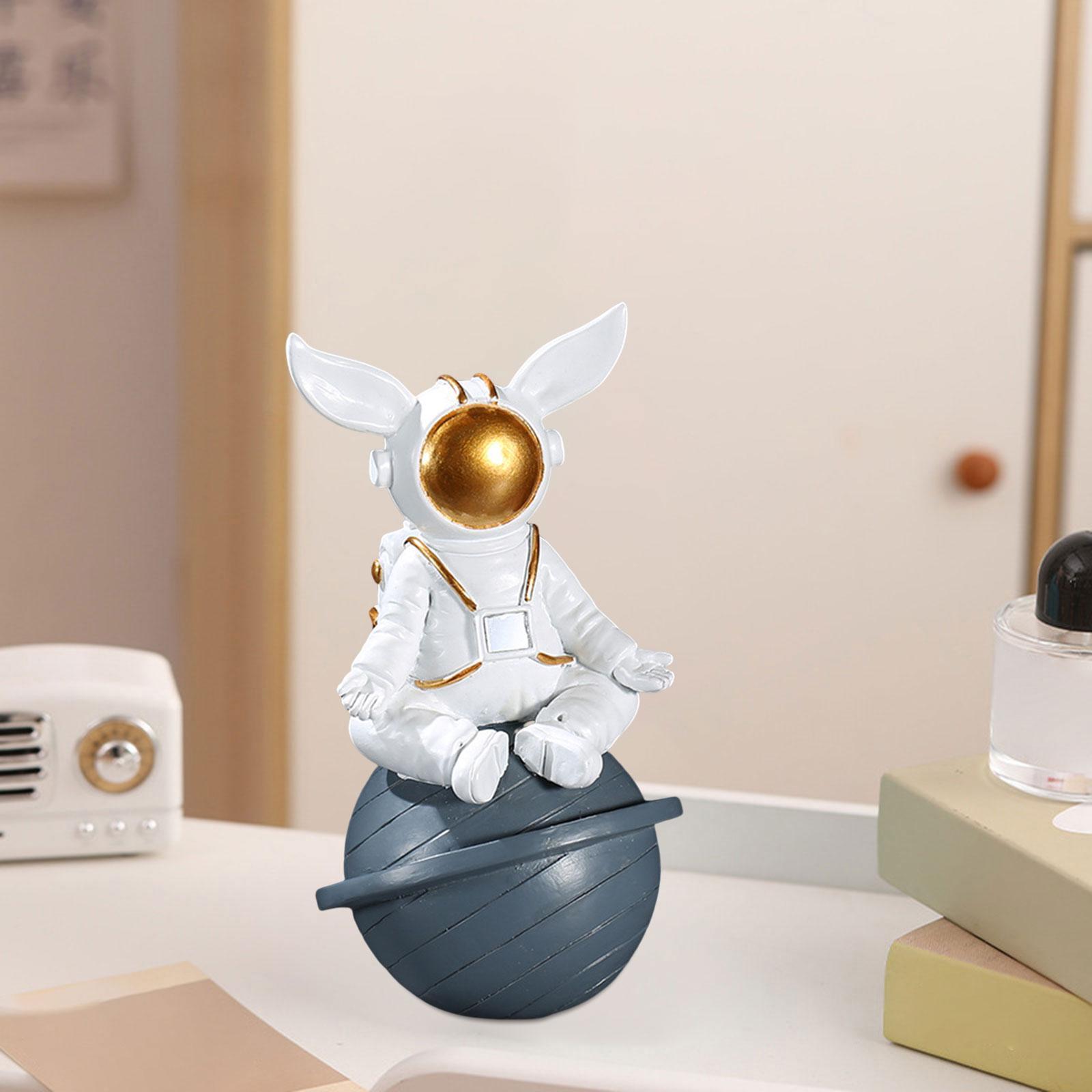 Spaceman Figurine Sculpture Astronaut Statue for Bookshelf Tabletop Bookcase