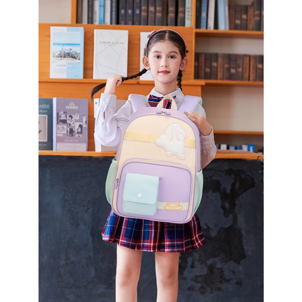 SUN EIGHT - 90353  Balo học sinh Cấp 1 siêu nhẹ, chống gù, chống thấm nước, cặp sách học sinh