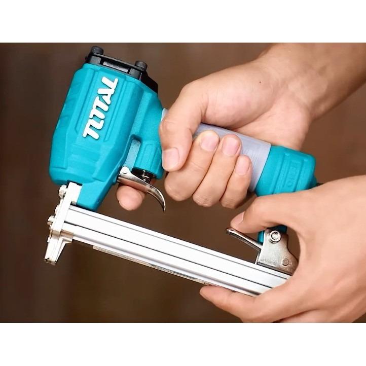 SÚNG BẮN ĐINH CHỮ U 13MM DÙNG HƠI TOTAL TAT8131-3 - HÀNG CHÍNH HÃNG