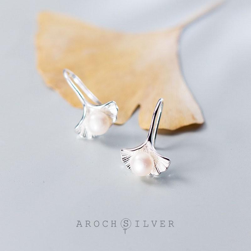 Khuyên tai bạc Ý s925 lá sen gắn Ngọc ngọt ngào E9556 - AROCH Jewelry