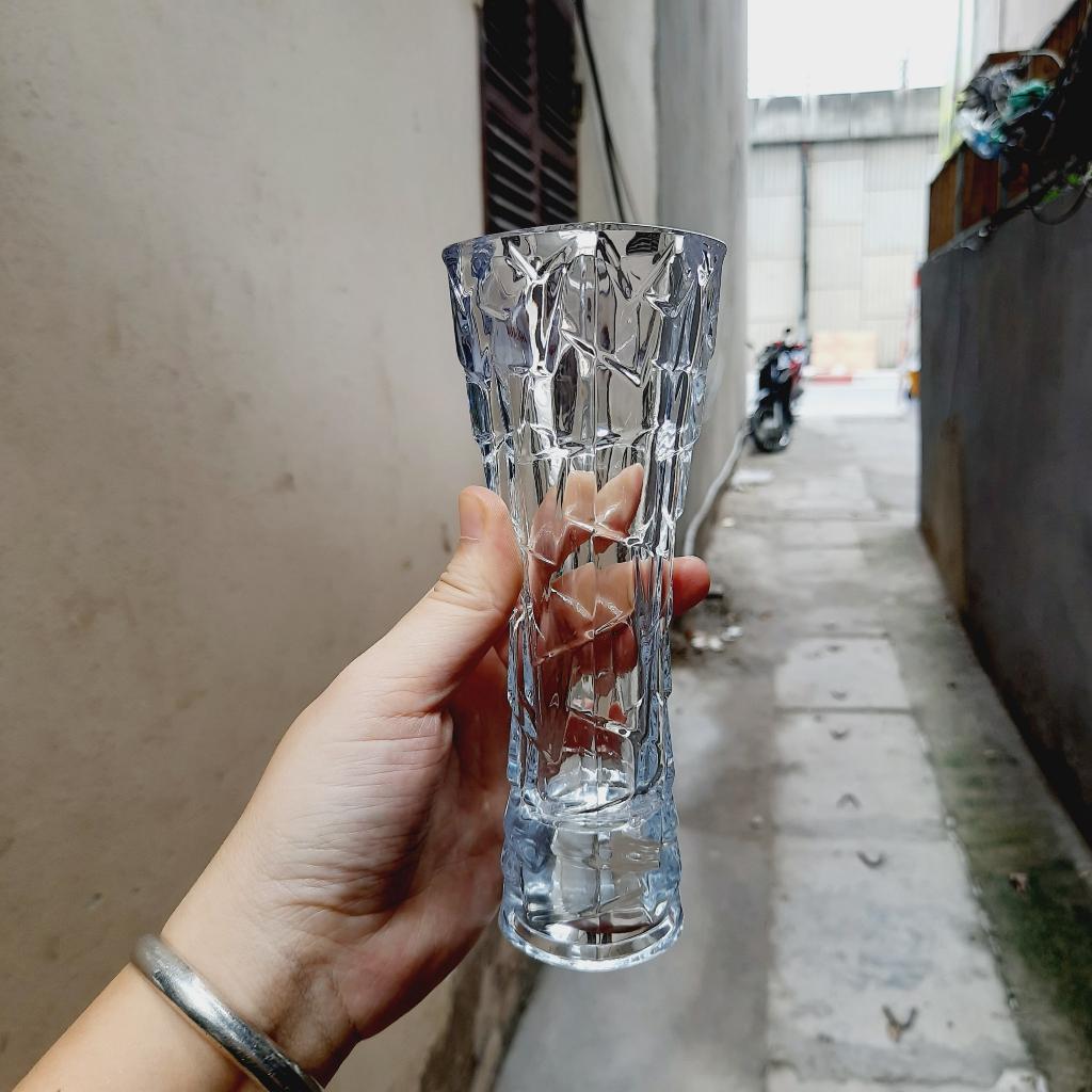 Lọ hoa thủy tinh pha lê nhỏ để bàn trang trí sang trọng
