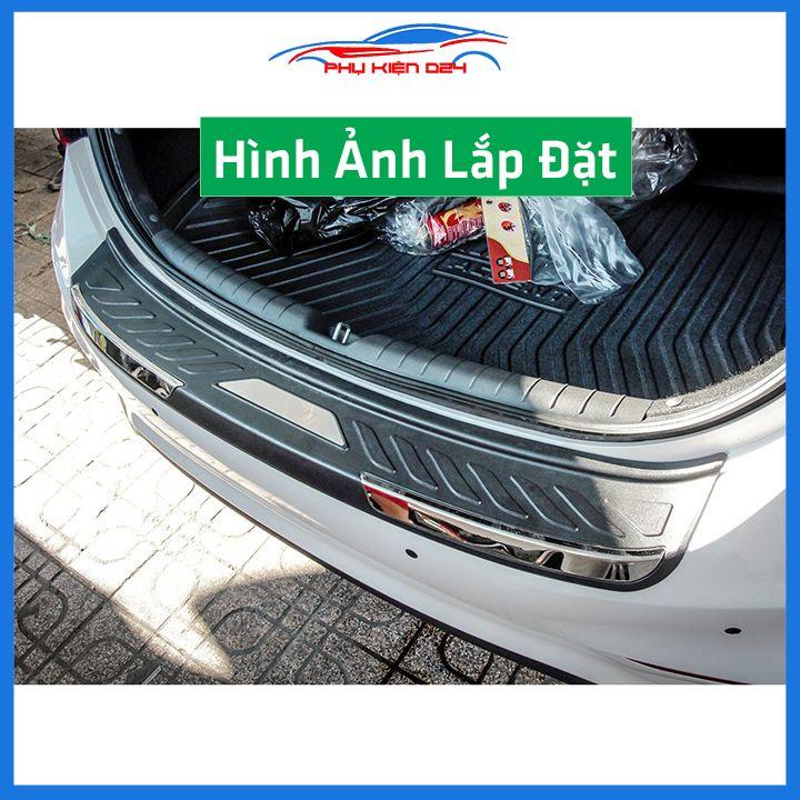 Ốp chống trầy cốp ngoài nhựa đen Accent 2021-2022 hàng loại 1 dán cốp sau chống xước trang trí xe