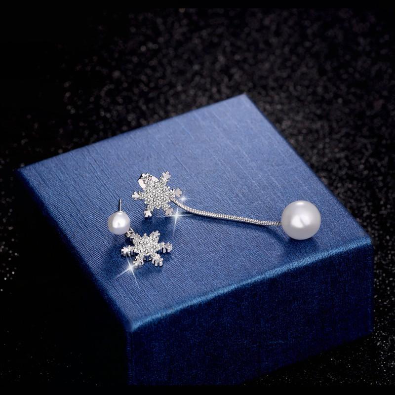 Khuyên tai nữ bạc tròn