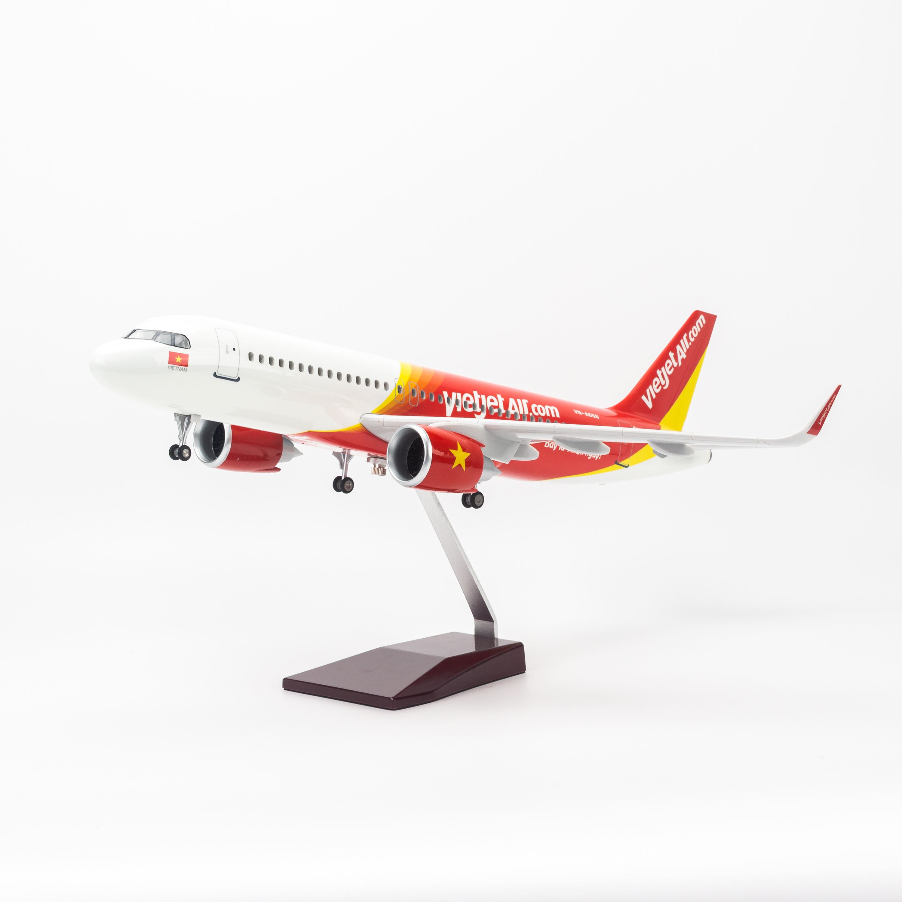 Mô hình máy bay Vietjet Air Airbus A320 lắp ráp có đèn 47cm MBMH46