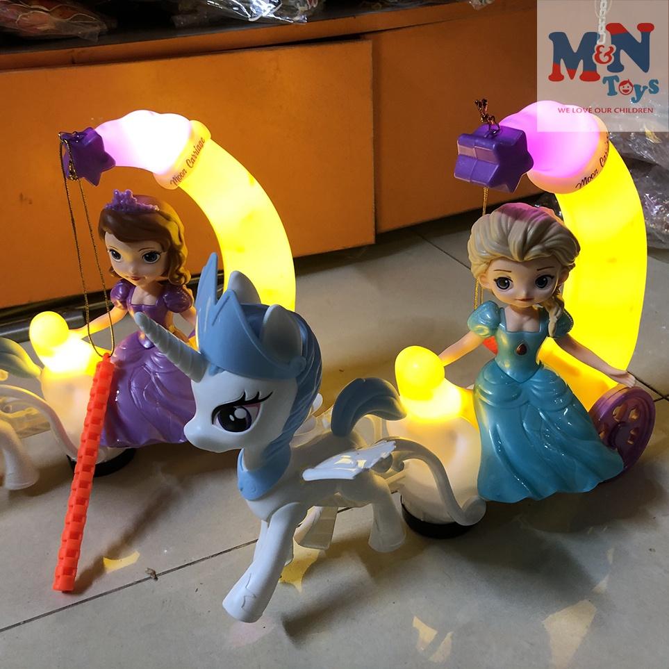 Đèn lồng Elsa, Sofia, Bạch Tuyết ngồi xe ngựa Pony chạy pin có nhạc có đèn cho bé chơi Trung Thu có tay cầm