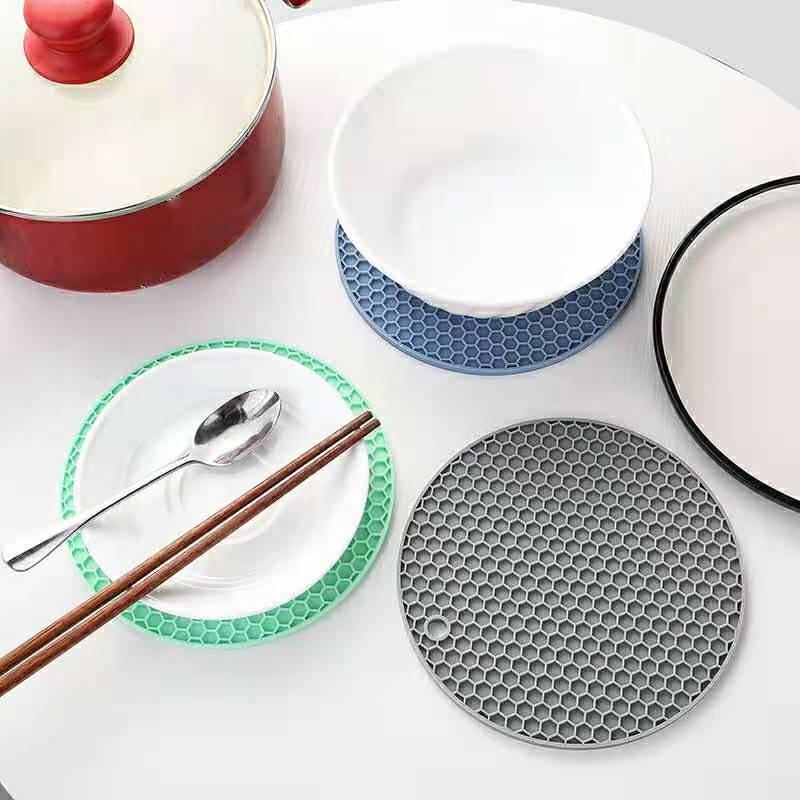 Tấm lót nồi silicon Miếng lót cách nhiệt trên bàn ăn Miếng lót ly hình tròn vân tổ ong Đồ lót nồi gia dụng tiện ích LTO