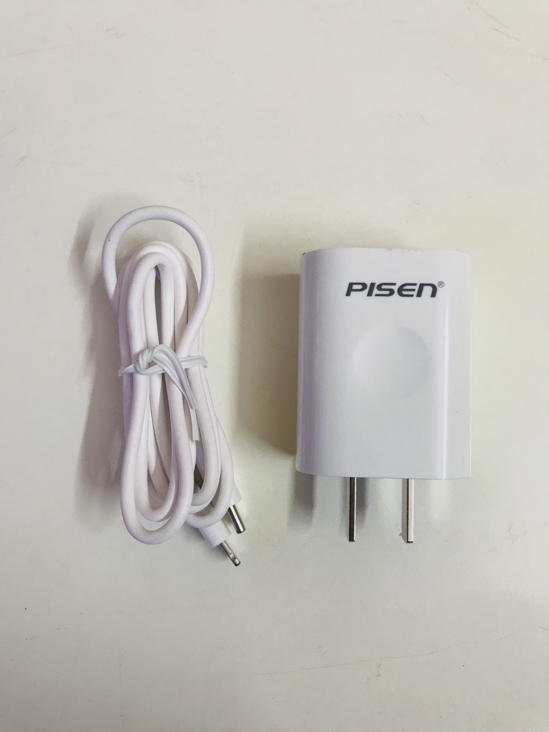 Sạc PISEN Quick Type-C Wall Charger PD 18W (Lightning) , Hàng chính hãng