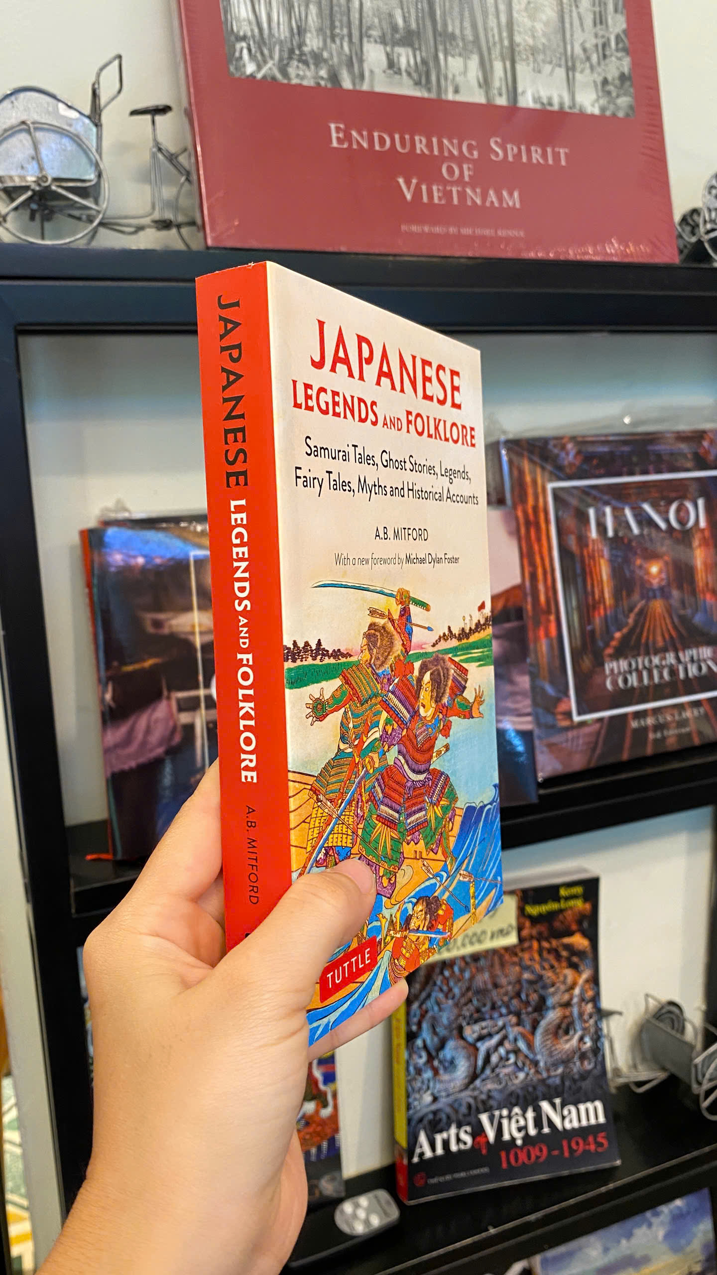 Sách - Japanese Legends and Folklore: Samurai Tales, Ghost Stories, Legends,... / Ngoại văn