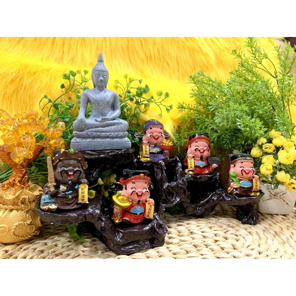 Phật Thích Ca cùng Ngũ Công Thần Tài tọa Đế 6 chân