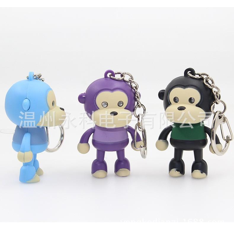 Móc khóa chú khỉ con phát sáng bằng pin mã WQY20 E4289