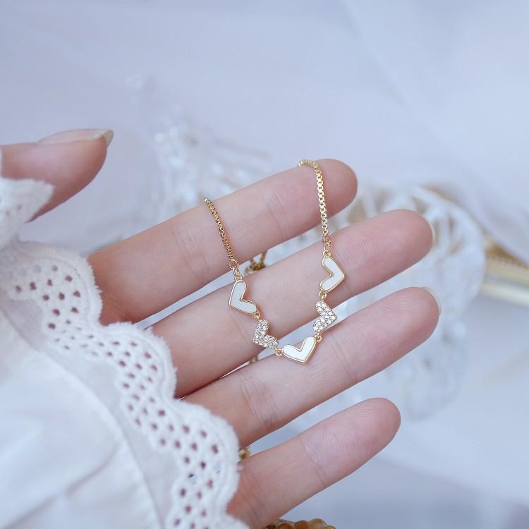 Vòng tay, lăc tay dây hoa tiết hình trái tim, nữ tính phong cách Hàn Quốc LT002
